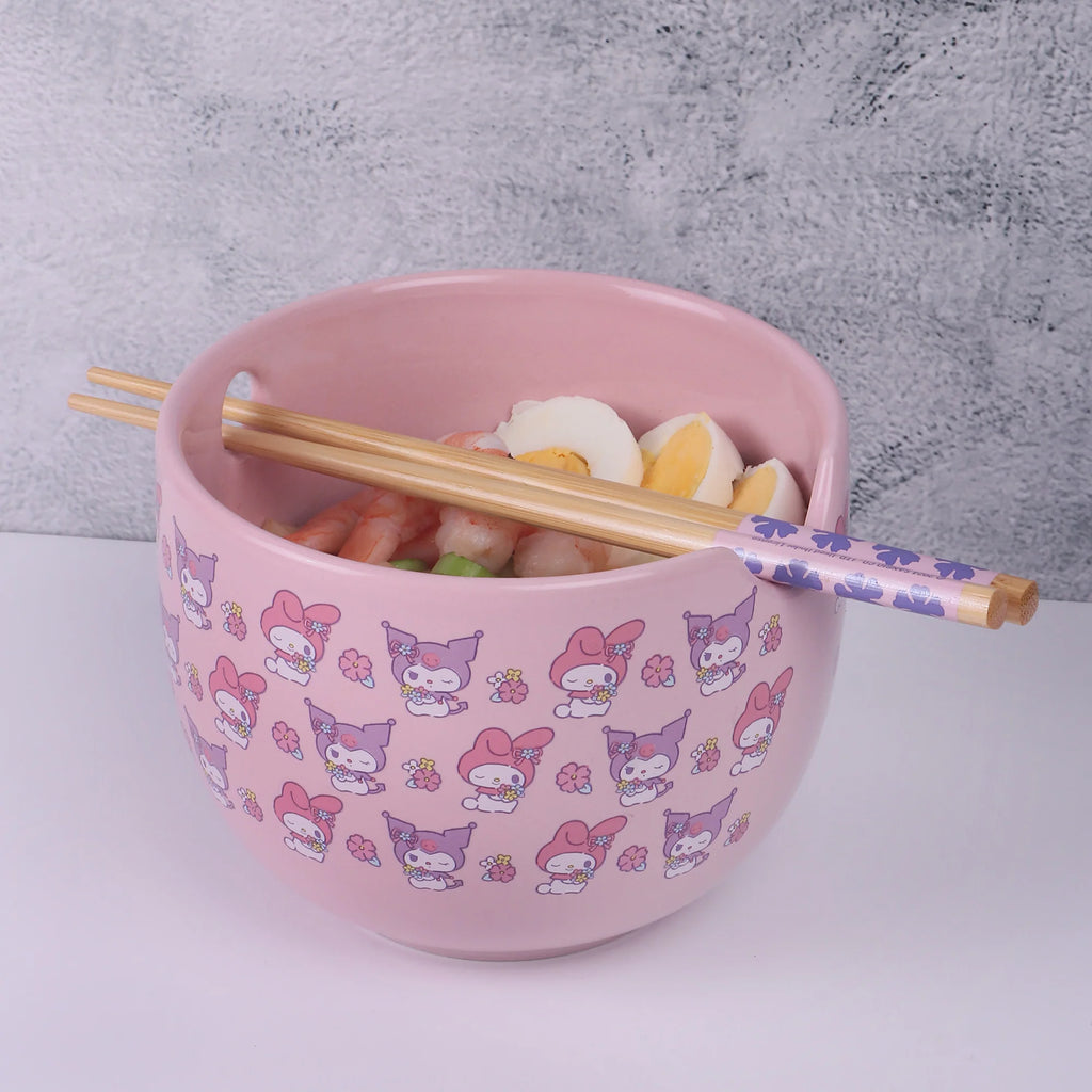 Set de Bowl para Ramen con Palillos Personajes Animados 592ml