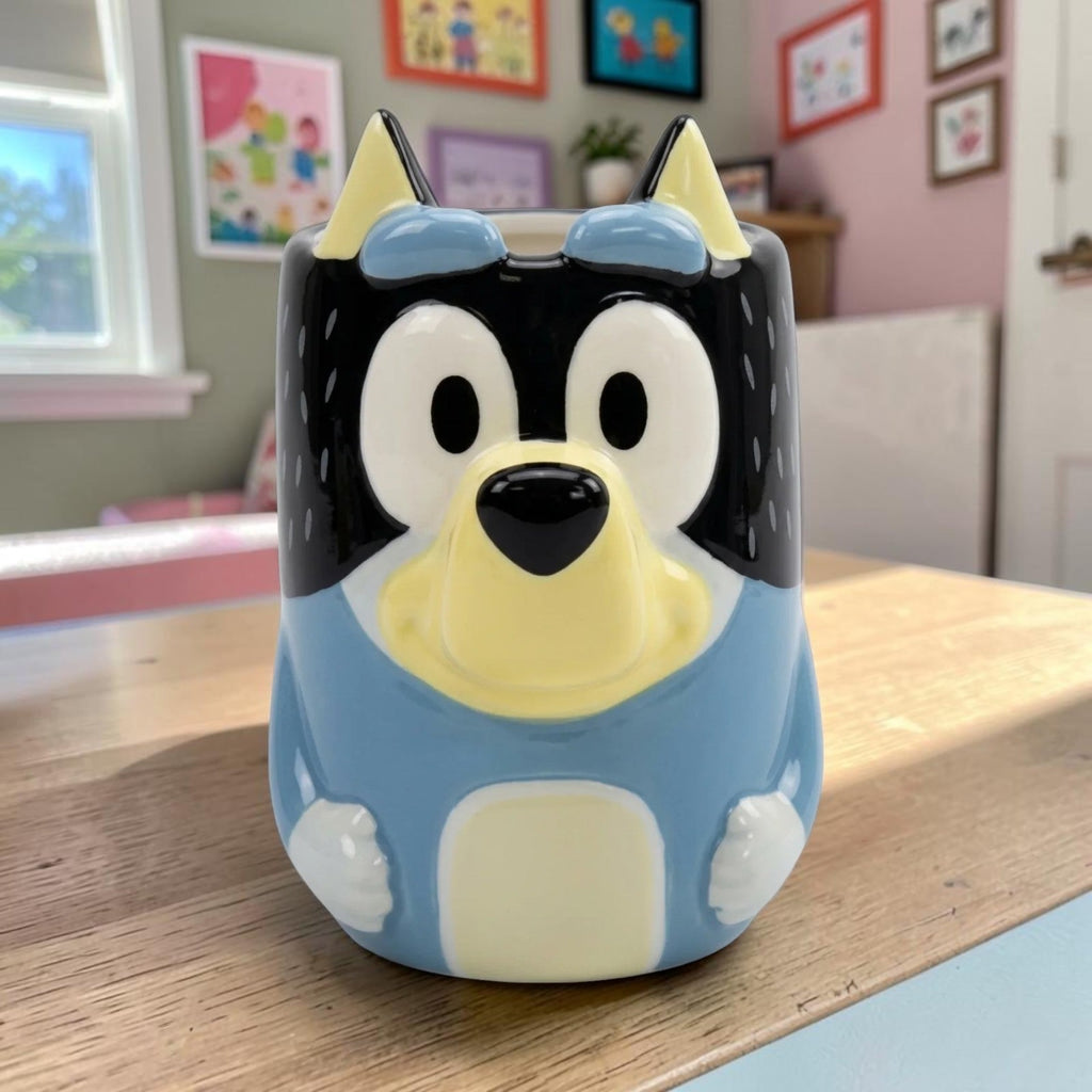 Magia Nostálgica 3D Bluey ceramic mug with embossed character design and ergonomic handle, 414ml capacity