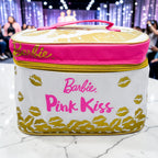 Lonchera térmica Magia Nostálgica de Barbie en color blanco con estampado de besos dorados y detalles en rosa