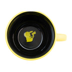 Magia Nostálgica taza de cerámica jumbo en color amarillo con diseño de Pikachu, interior negro.