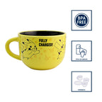 Magia Nostálgica taza de cerámica jumbo en color amarillo con diseño de Pikachu y el texto Fully Charged, interior negro.
