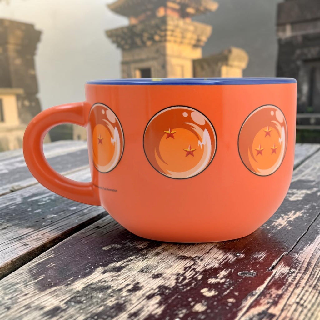Taza jumbo de cerámica Magia Nostálgica color naranja con diseño de esferas del dragón de Dragon Ball