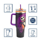Termo Magia Nostálgica de acero inoxidable 1.2L con diseño de Jack Skellington, asa ergonómica y popote morado.