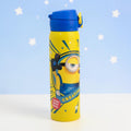 Termo de acero inoxidable Magia Nostálgica de 400ml con diseño amarillo de Minion y tapa azul con seguro